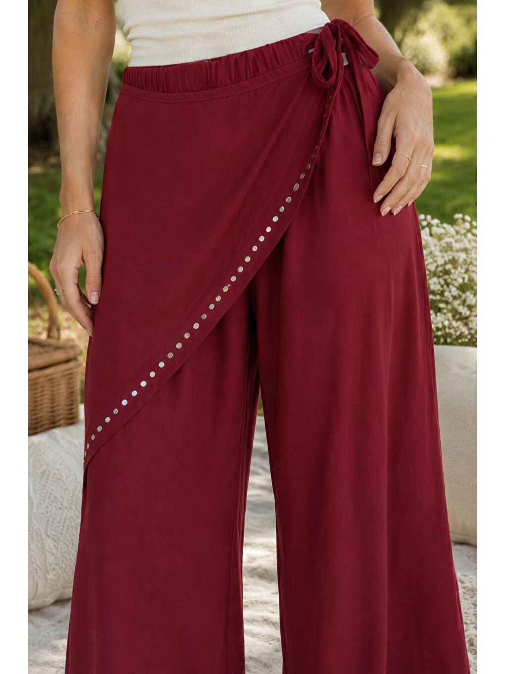 Bordo Palazzo Fular Detaylı Pantolon-2