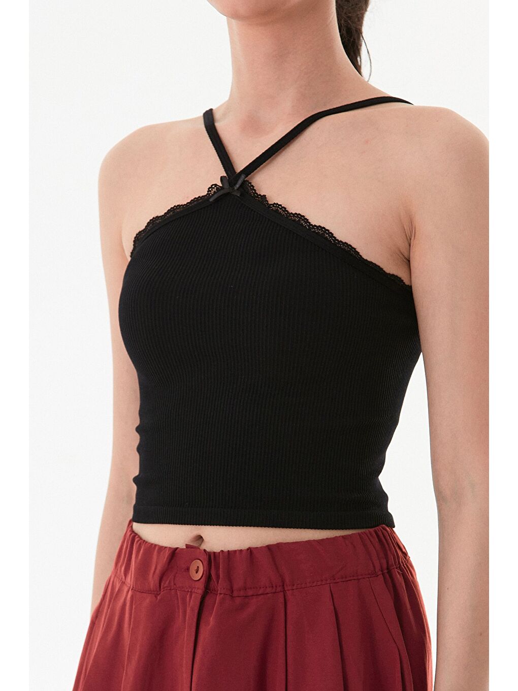 Siyah Fitilli Çapraz Askılı Crop Body-4