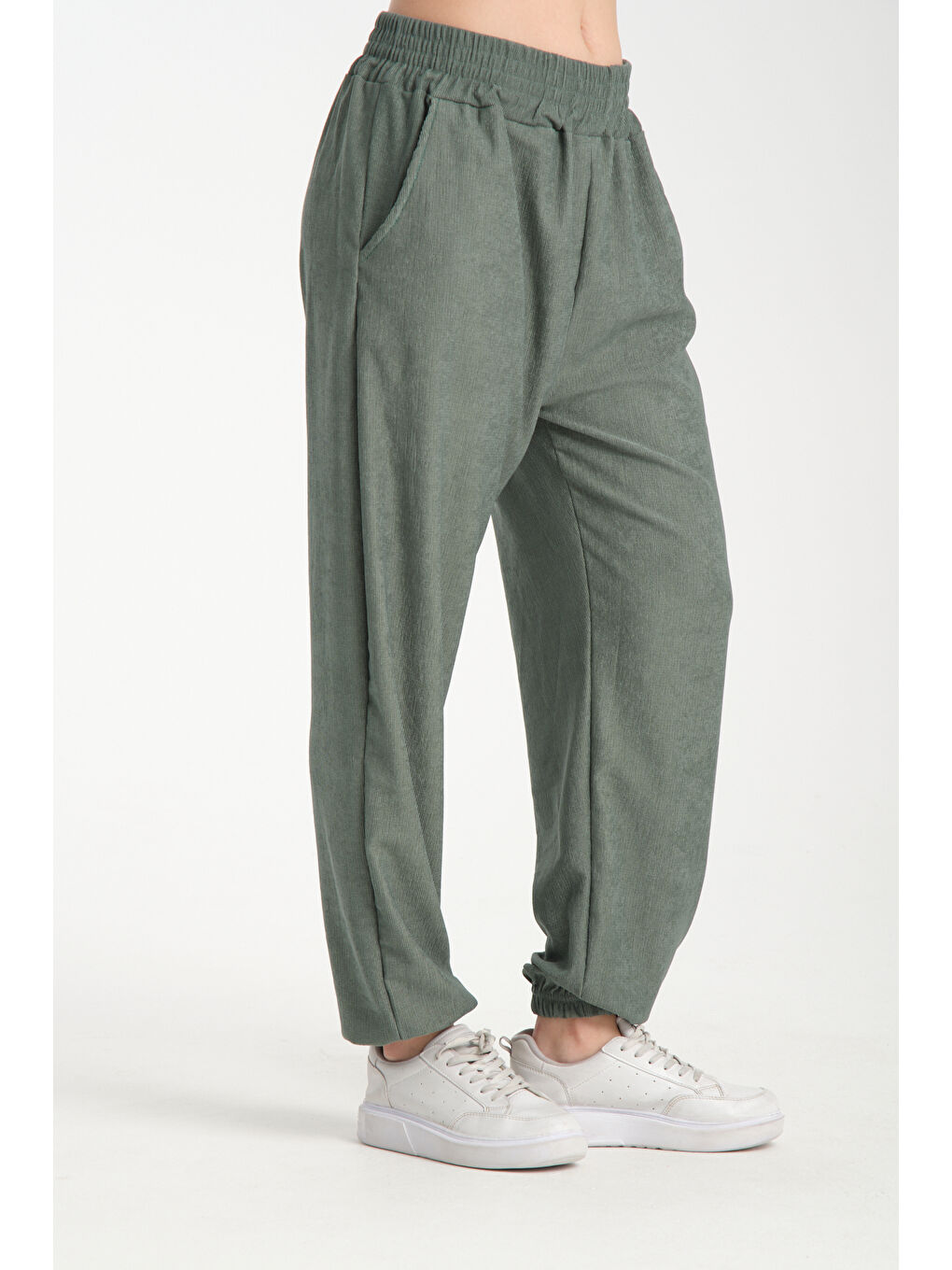 Yeşil Kadın Bel Ve Paça Lastikli Kadın Pantolon 1022-2