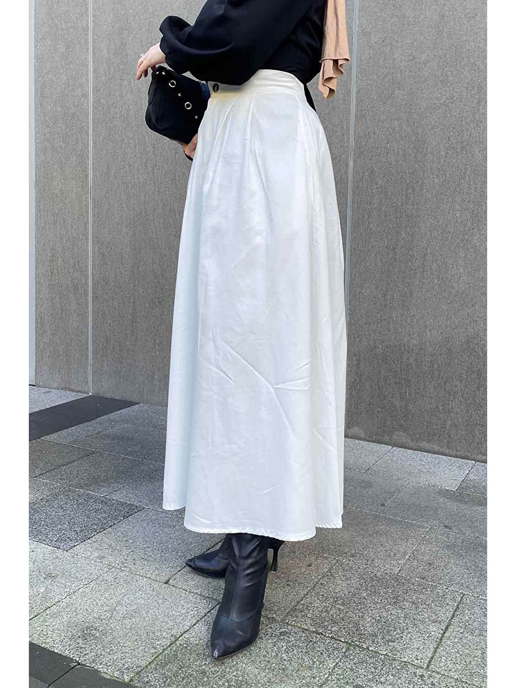 Cep Detaylı Kloş Keten Etek Beyaz-2