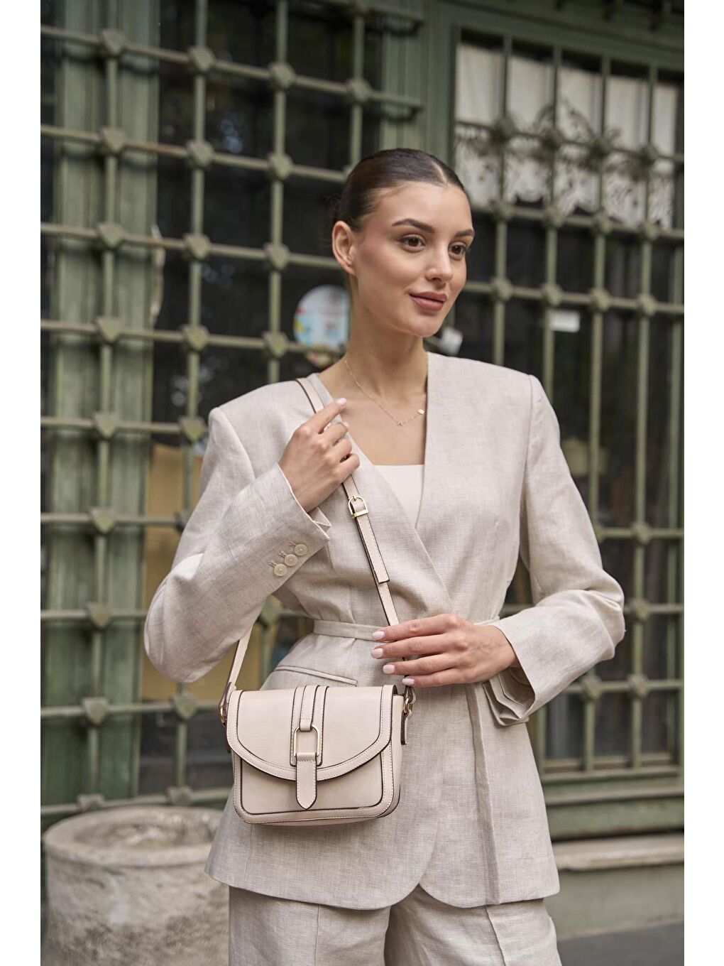 Ekru Tokalı Deri Görünümlü Mini El Ve Omuz Çantası Krem-3