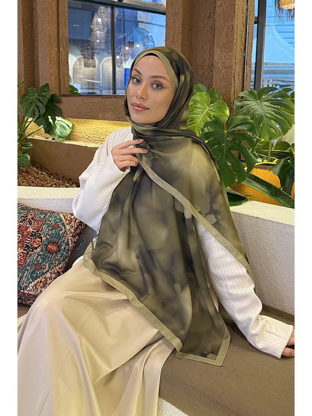 Batik Desen Soft Şal Haki-1