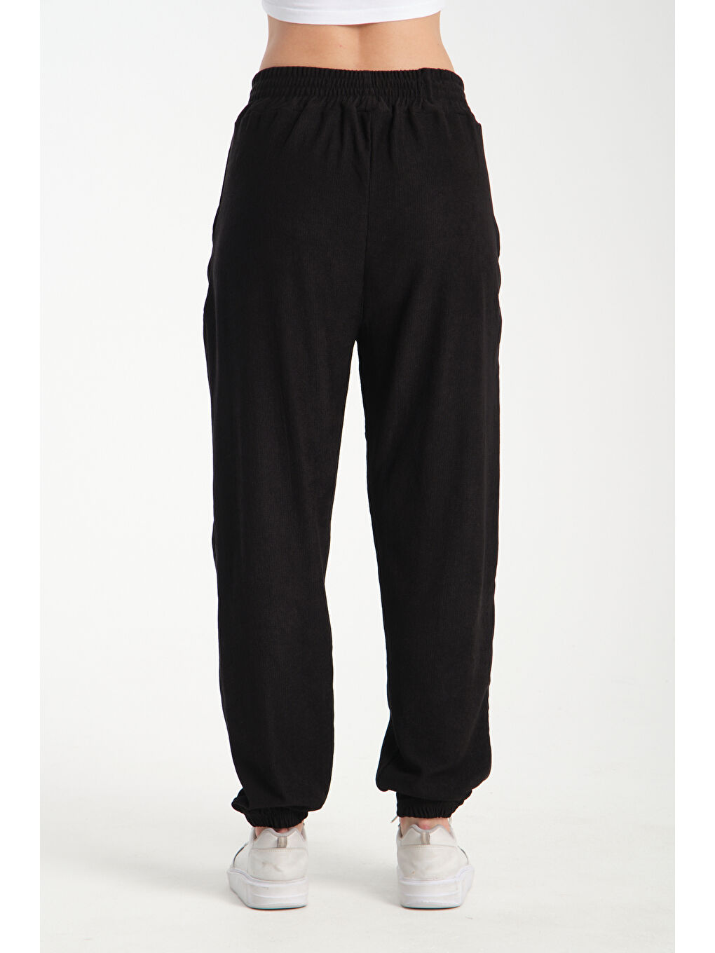 Siyah Kadın Bel Ve Paça Lastikli Kadın Pantolon 1022-3