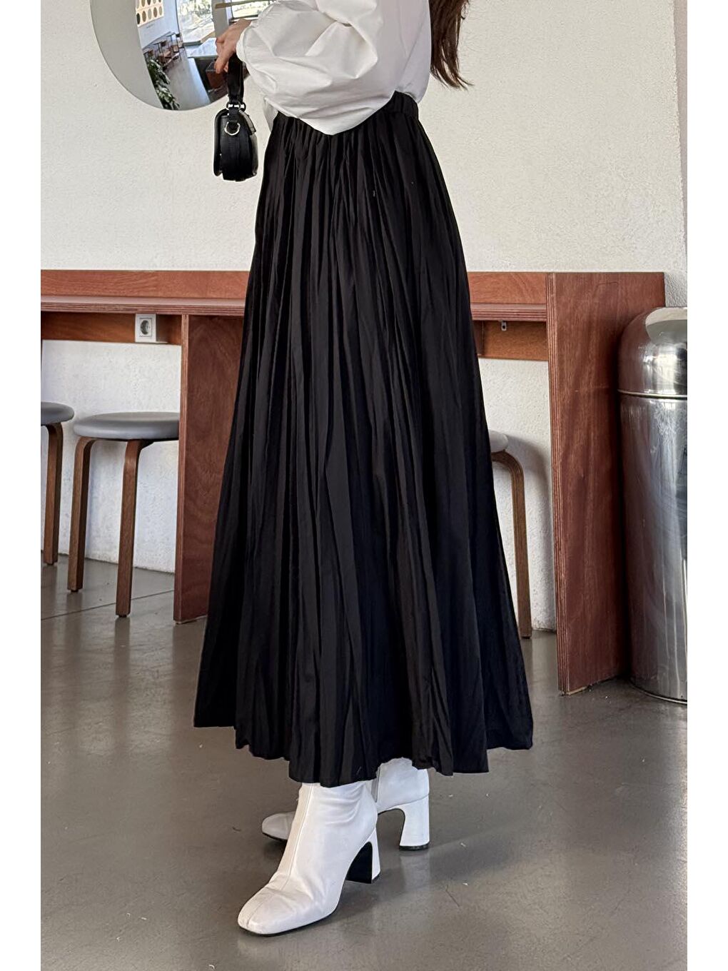 Kraşlı Tesettür Etek Siyah-1