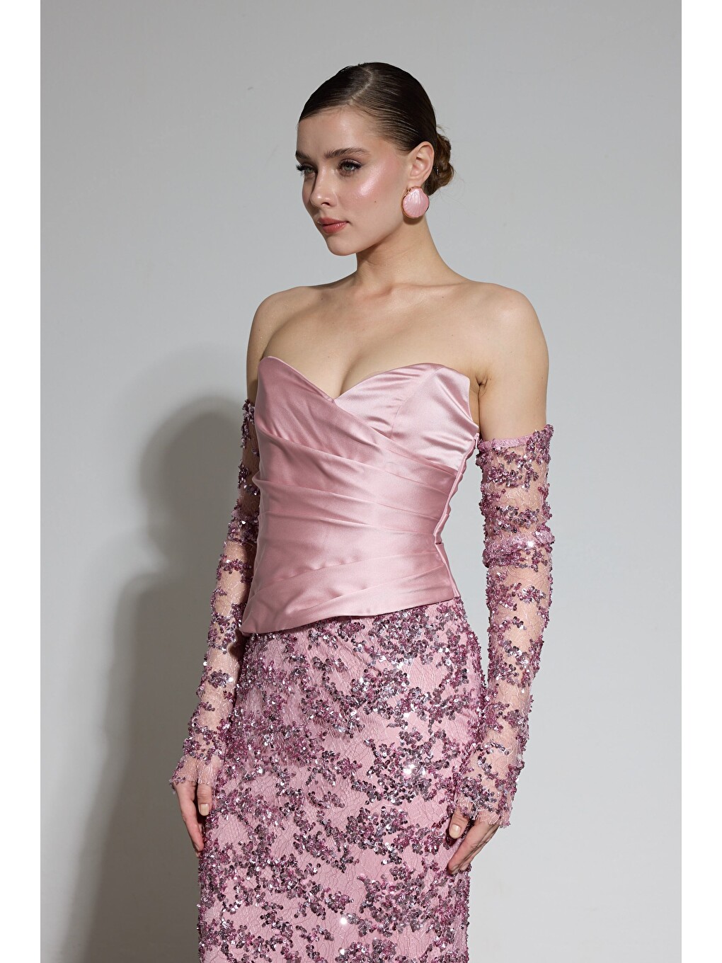 Pembe Pudra Straplez Eldivenli Payetli Abiye Elbise-3