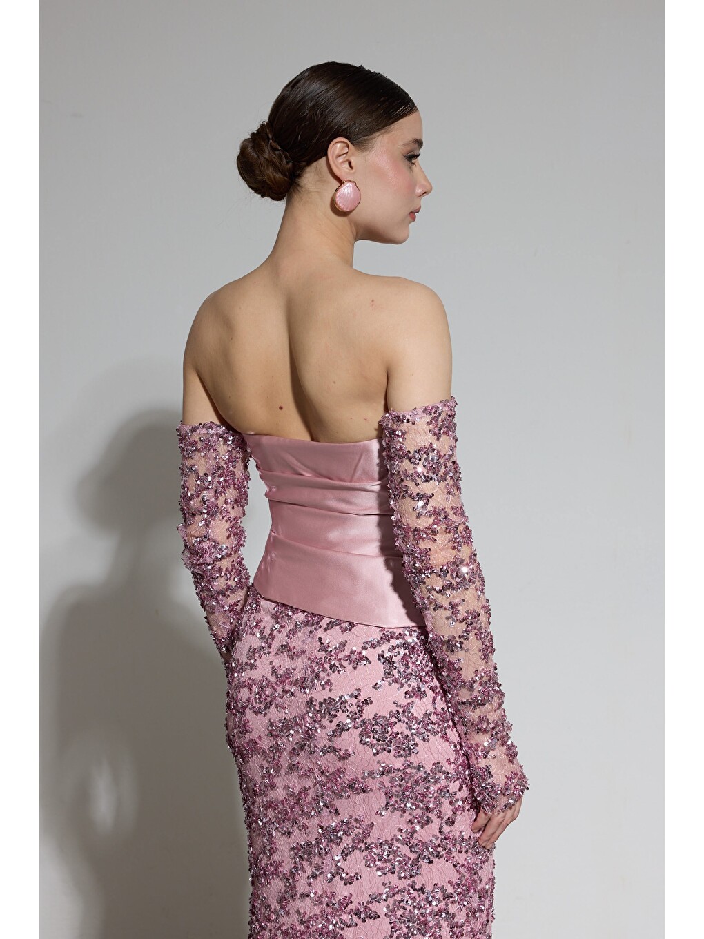 Pembe Pudra Straplez Eldivenli Payetli Abiye Elbise-4