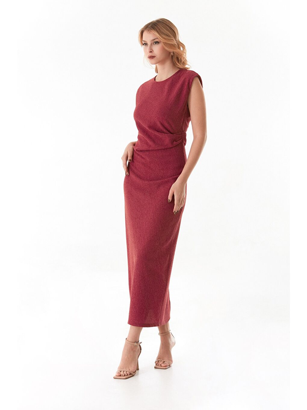 Bordo Bürümcük Kumaş Yanı Drapeli Yırtmaçlı Elbise-1