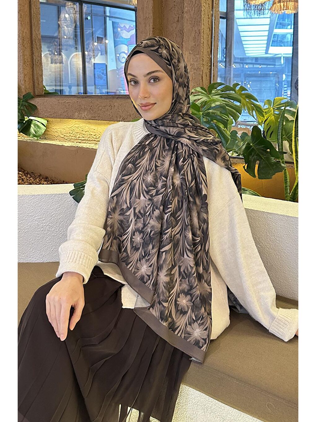 Kahverengi Daisy Flowers Desen Soft Pamuk Şal Soft Kahve