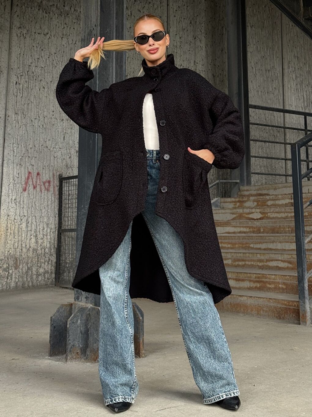 Geniş Çift Cepli Kalın Buklet Kumaş Mevsimlik Mont Siyah-1