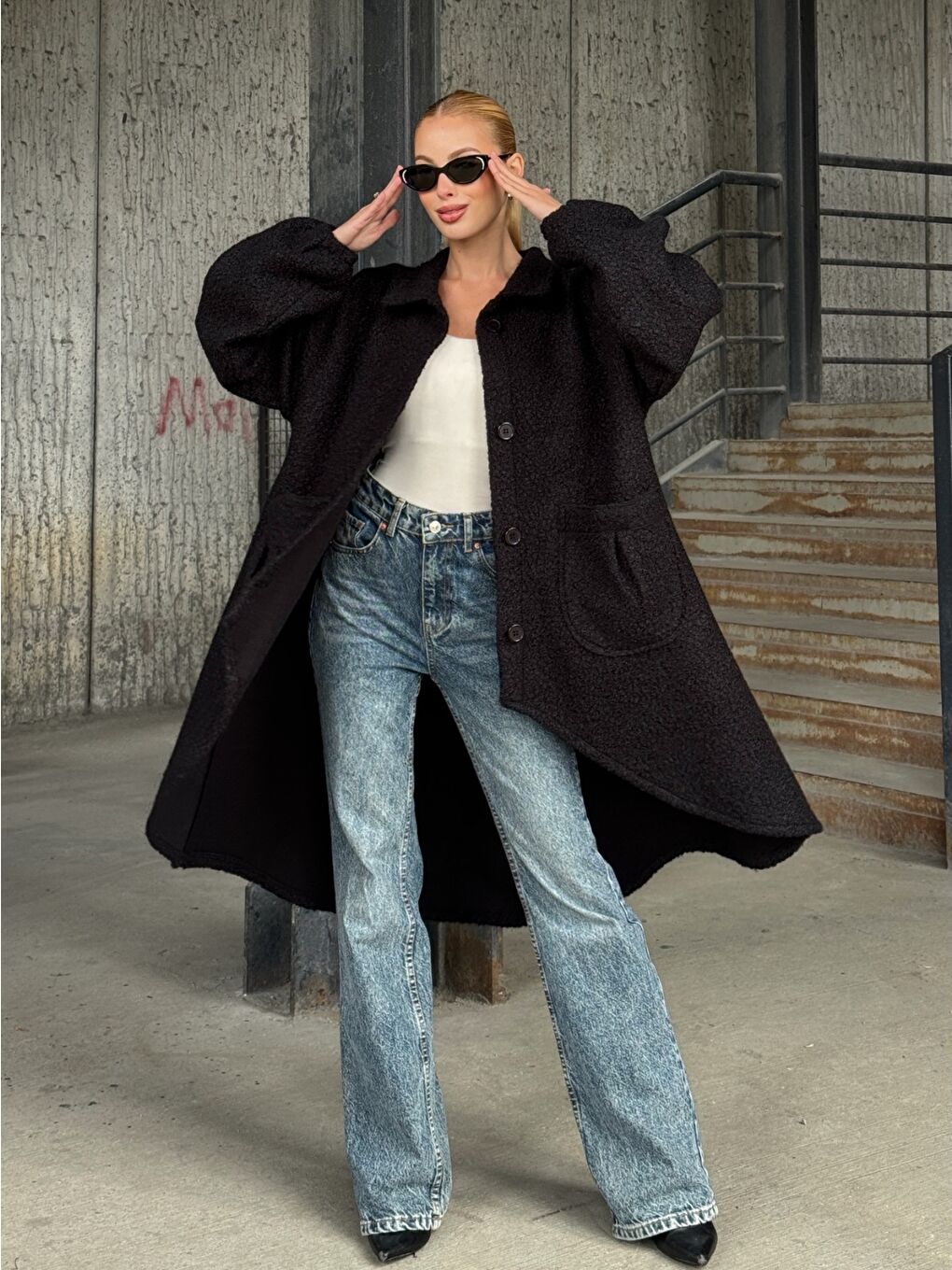 Geniş Çift Cepli Kalın Buklet Kumaş Mevsimlik Mont Siyah-2