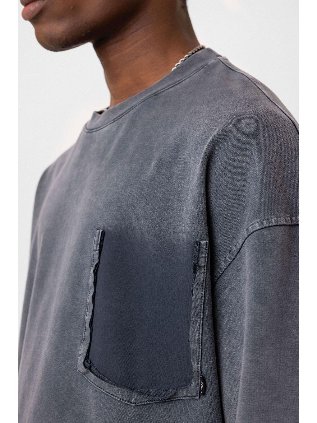 Yıkamalı Cep Detaylı Oversize Tişört Siyah-5