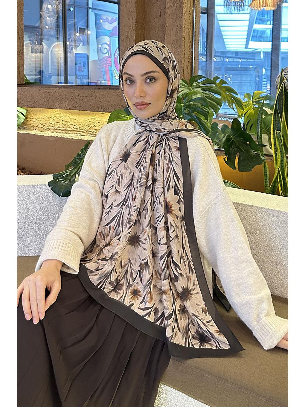 Bej Daisy Flowers Desen Soft Pamuk Şal Vizonrengi-1