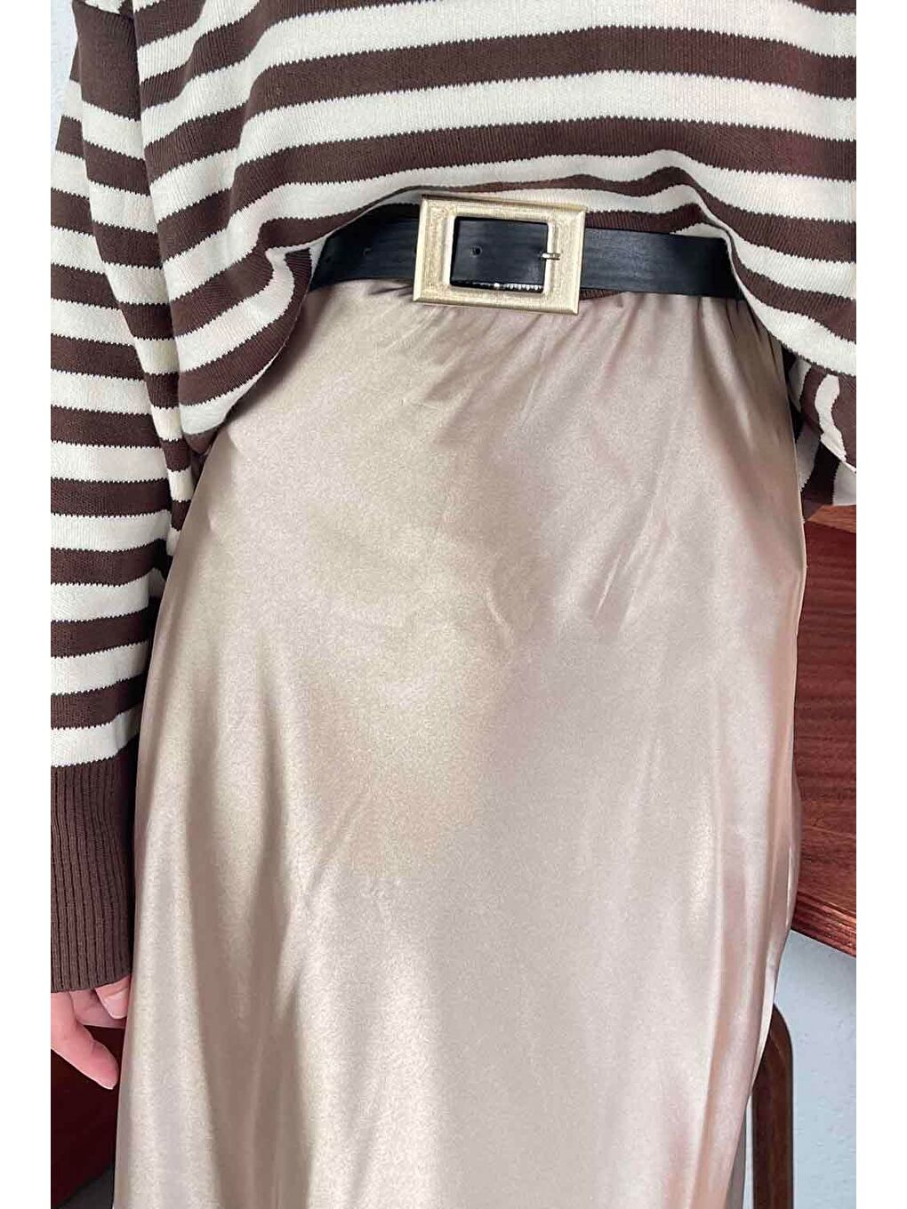 Bej Düz Saten Çan Etek Vizonrengi-2