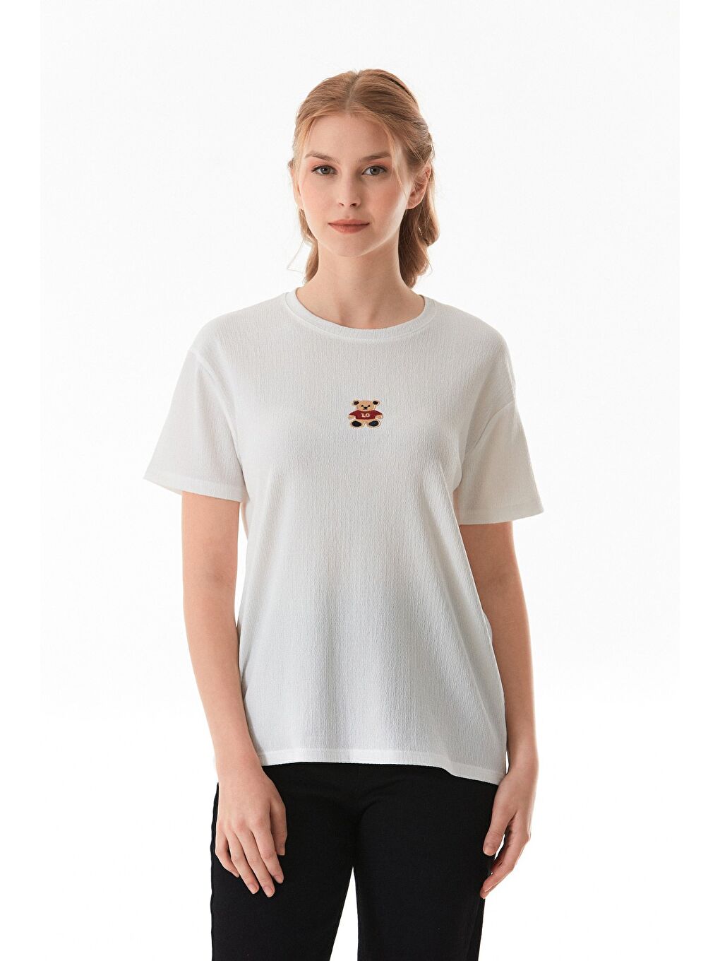 Beyaz Ayıcık Nakışlı Bürümcük Kumaş Oversize Tişört