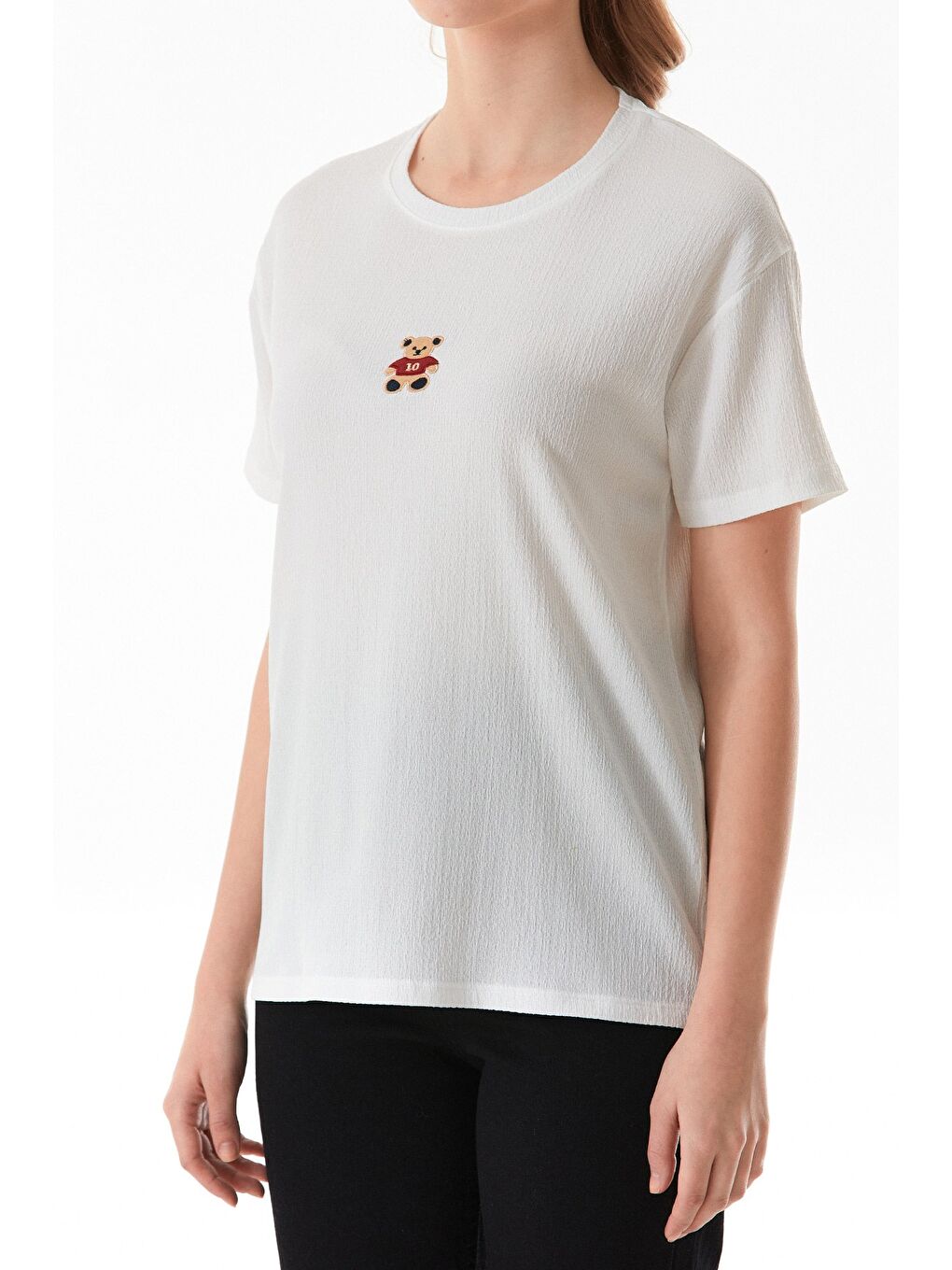 Beyaz Ayıcık Nakışlı Bürümcük Kumaş Oversize Tişört-4