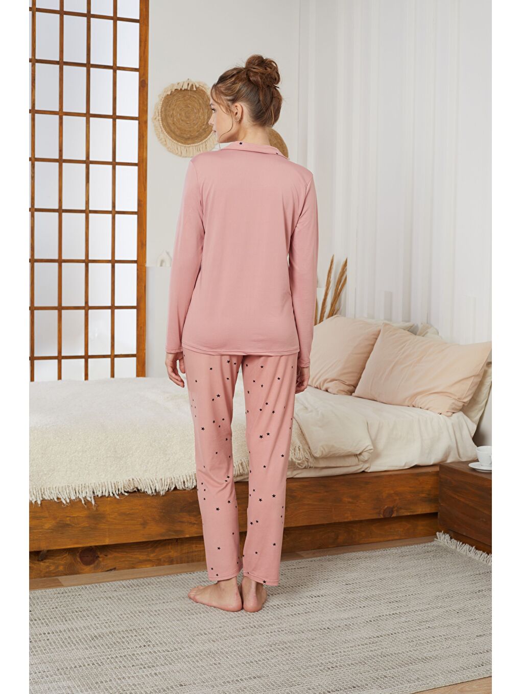 Pembe Pudra Yıldız Desenli Gömlek Yaka Düğmeli Milan Örme Pijama Takım25224006-2