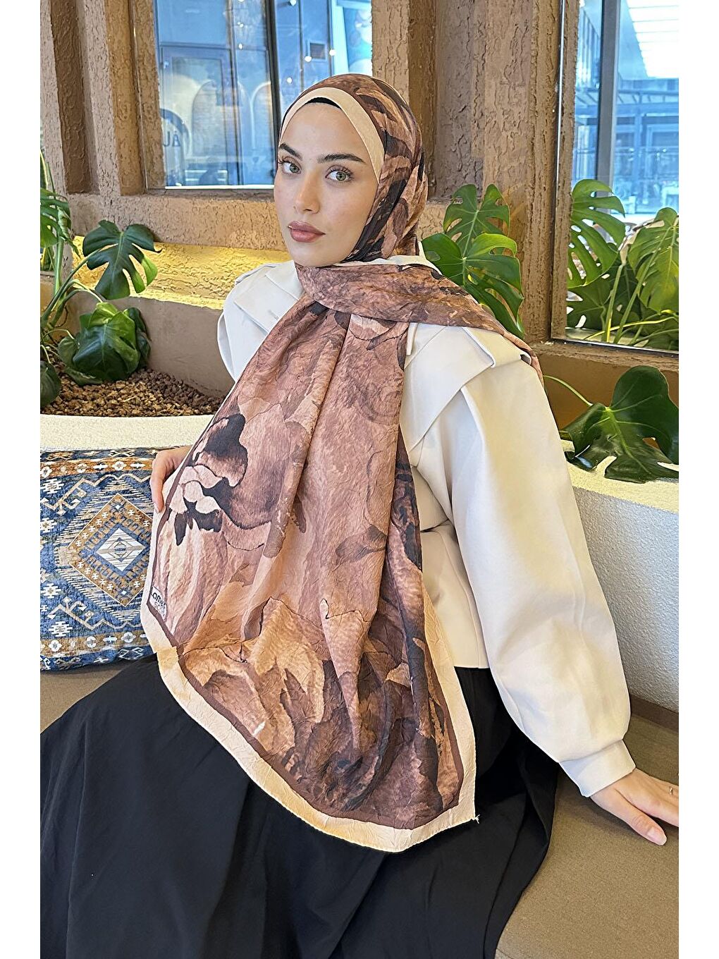 Kahverengi Floral Desen Bambu Şal Sütlü Kahve-1