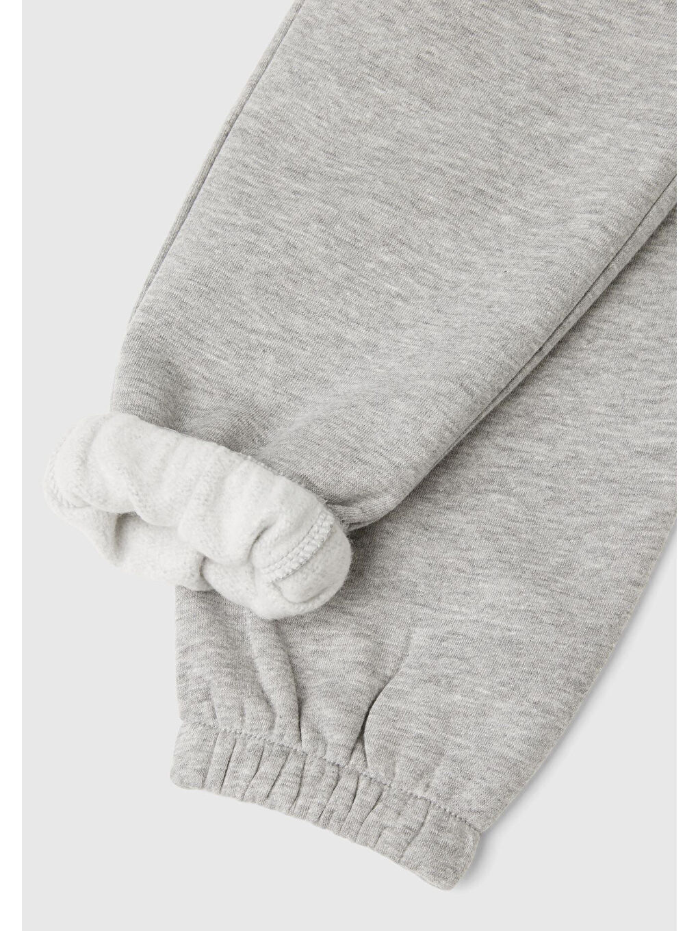Kız Çocuk Gri Melanj Arkası Logo Detaylı Beli Paçası Lastikli Büzgü İpli Eşofman Altı-2