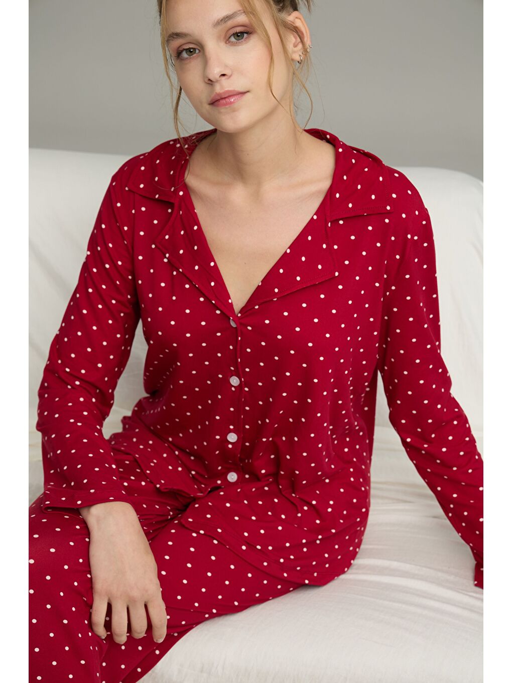 Kırmızı Puan Desenli Gömlek Yaka Düğmeli Milan Örme Pijama Takım25224016