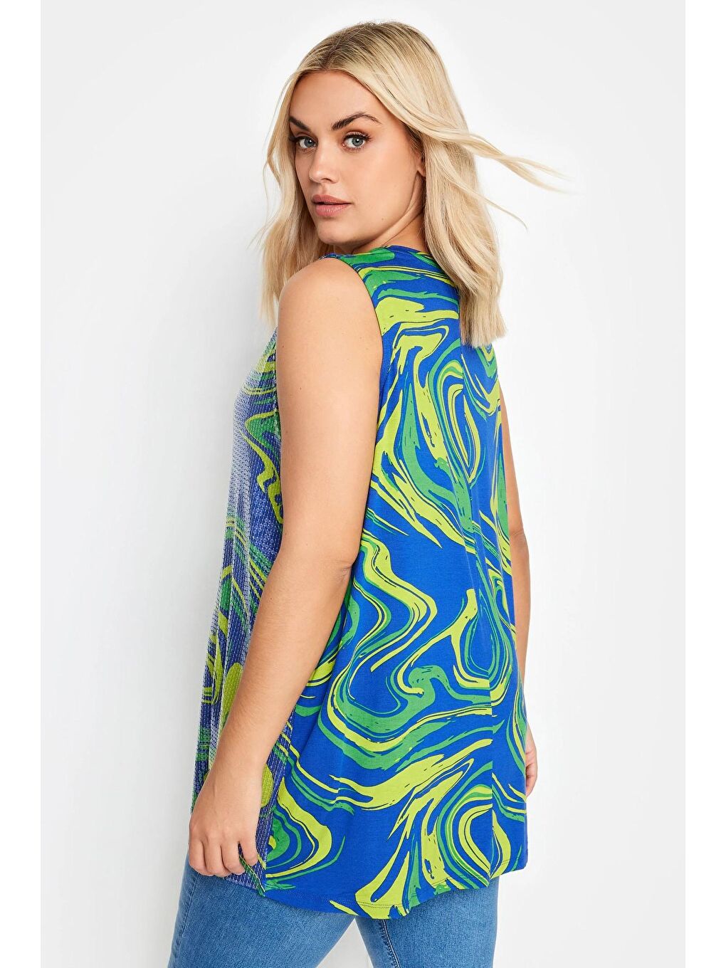 Mavi Büyük Beden V Yaka Desenli Payet İşlemeli Kolsuz Bluz 302387-4