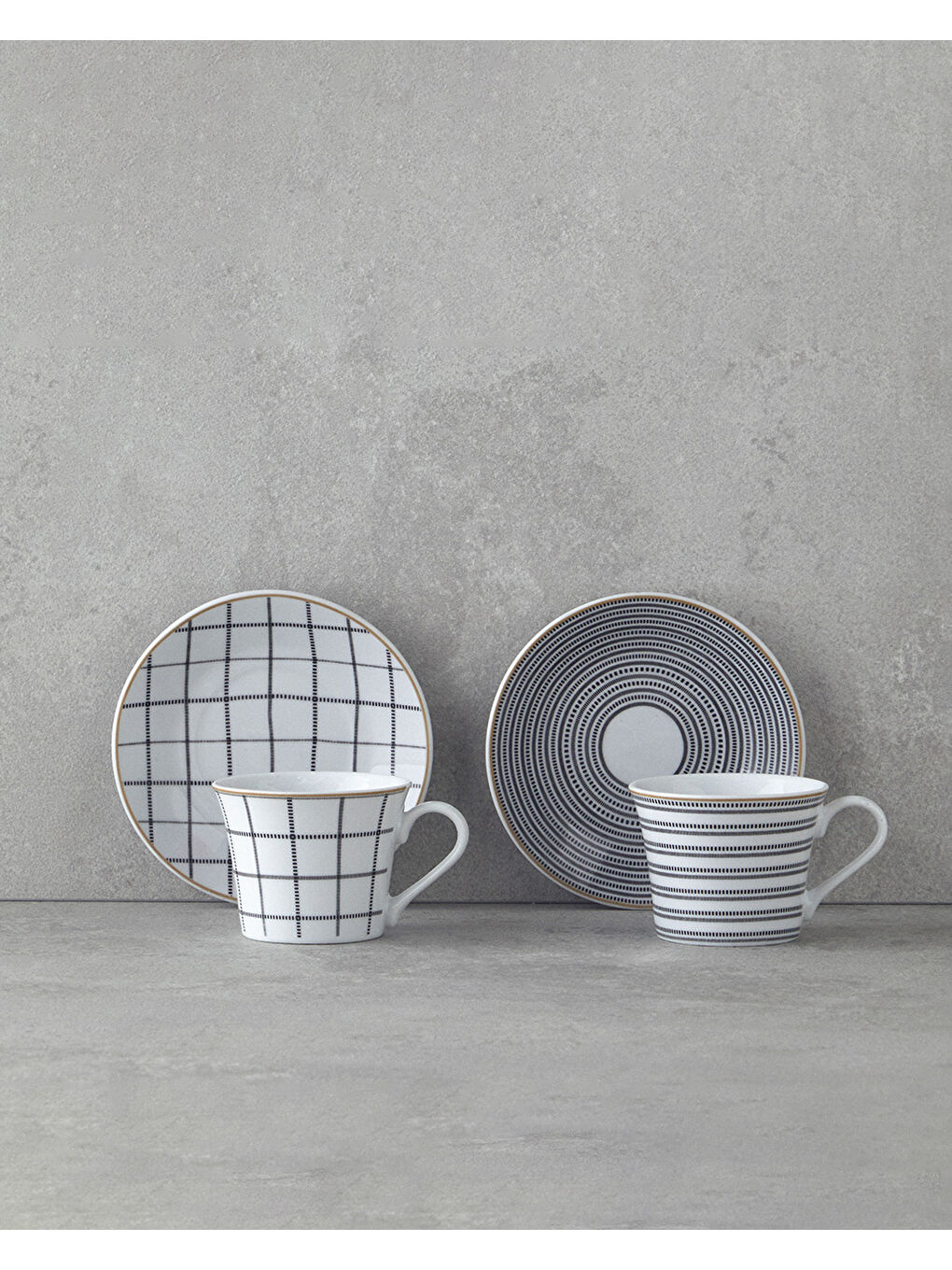 Ashley Porselen Kahve Fincan Takımı 4 Parça 2 Kişilik Siyah