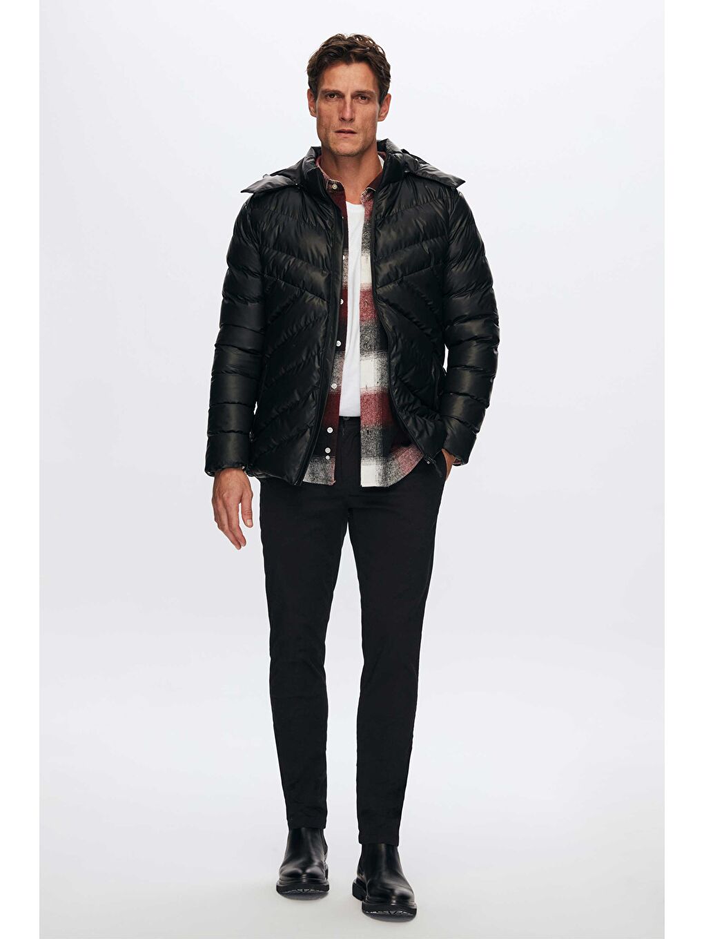 Slim Fit Siyah Rüzgar Geçirmez Su İtici Kışlık Mont-6