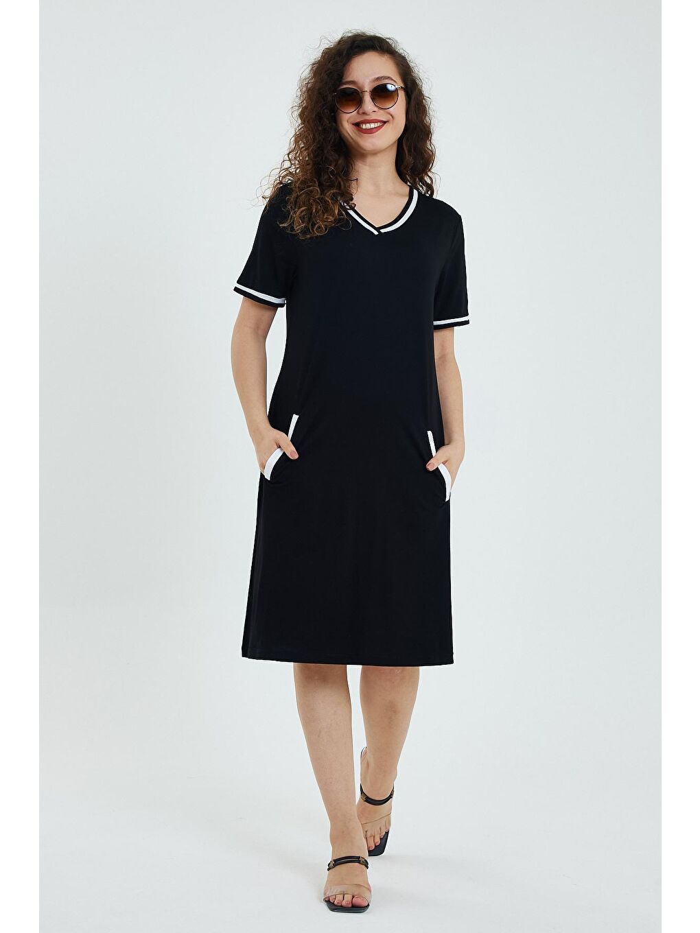 Siyah Kadın Panye Elbise