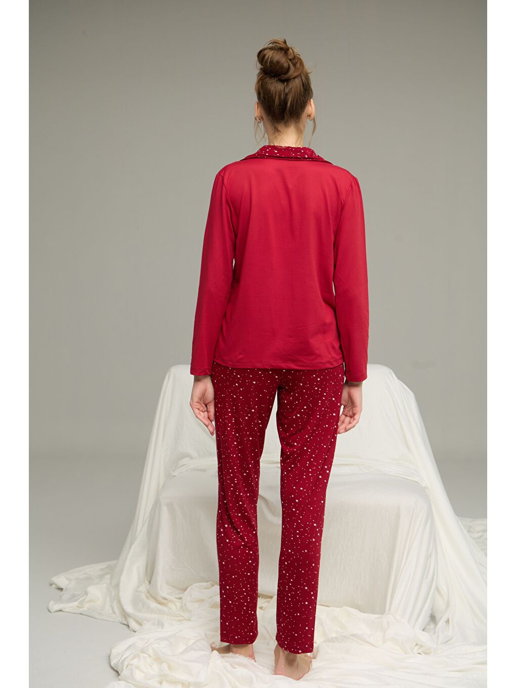 Bordo Yıldız Desenli Gömlek Yaka Düğmeli Milan Örme Pijama Takım25224025-2