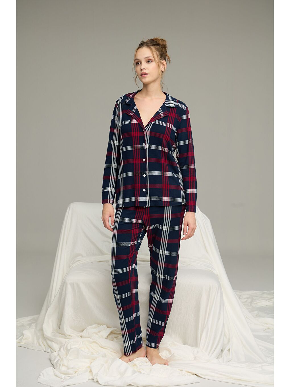 Lacivert Ekose Desenli Gömlek Yaka Düğmeli Milan Örme Pijama Takım25224027-1