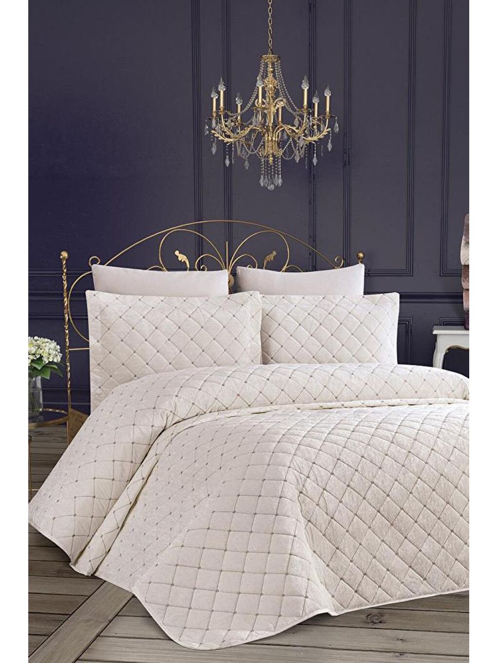 Ekru Dessert Kadife Çift Kişilik Yatak Örtüsü Krem