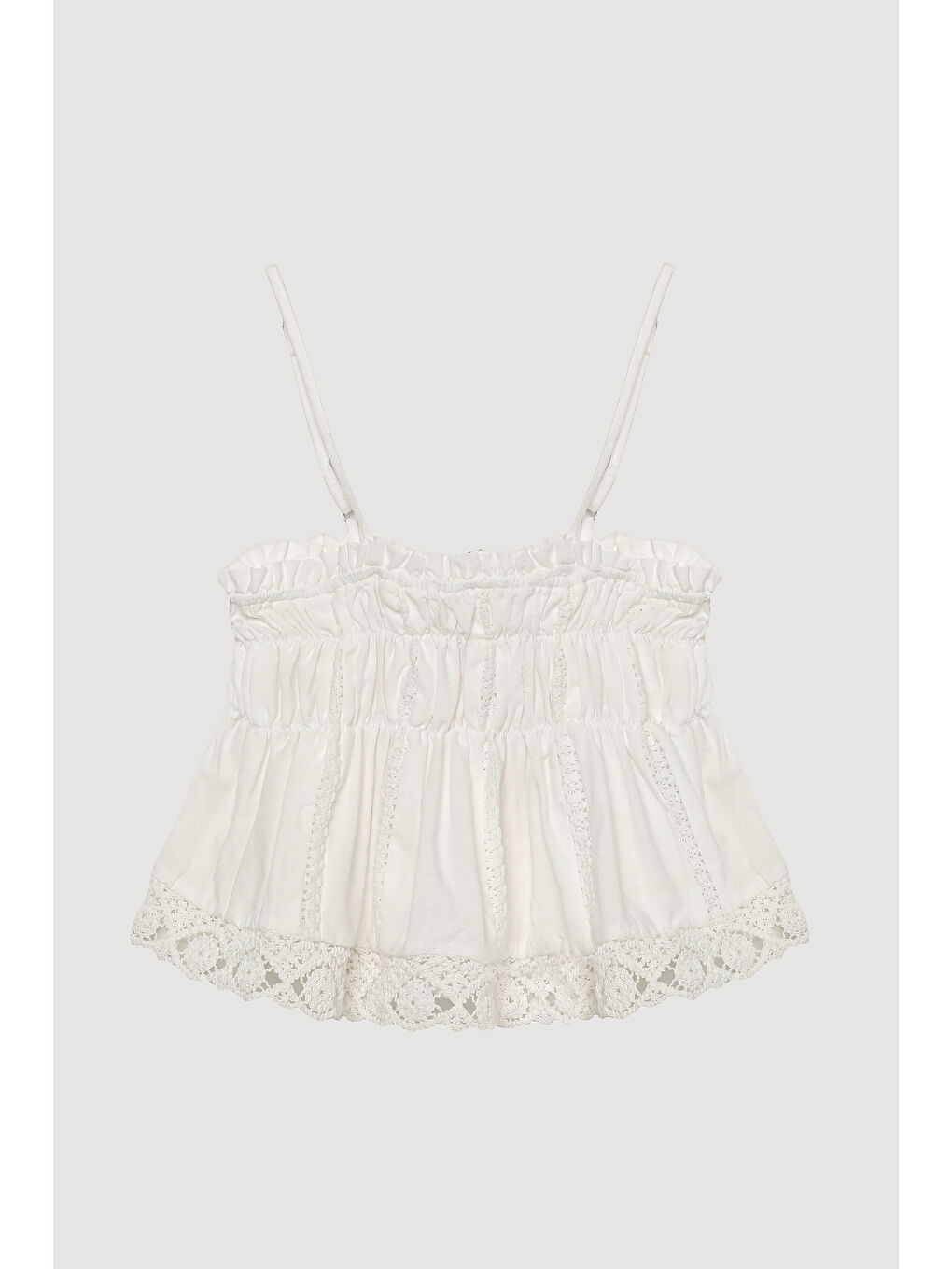 Şerit Dantelli Askılı Volanlı Bluz Ekru