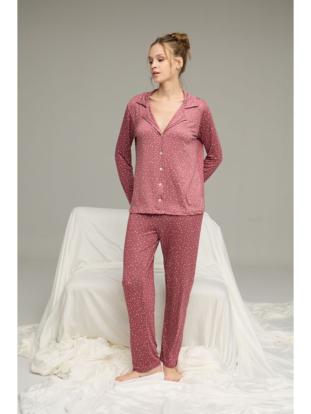 Pembe Gülkurusu Desenli Gömlek Yaka Düğmeli Milan Örme Pijama Takım25224029-1