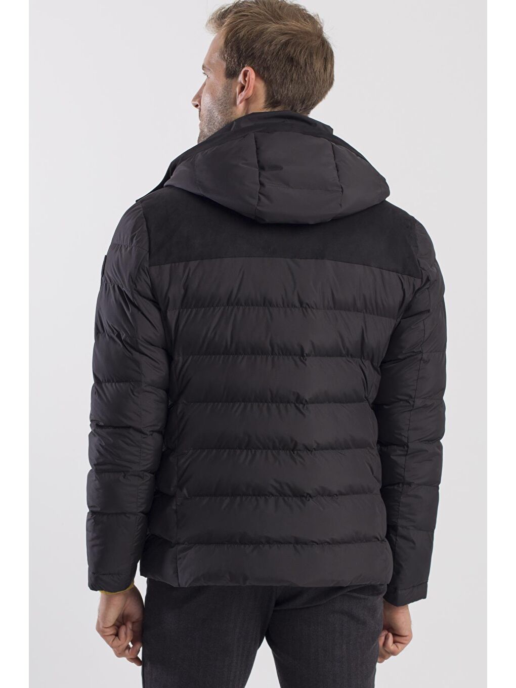 Siyah Comfort Fit Kapüşonlu Şişme Mont-3