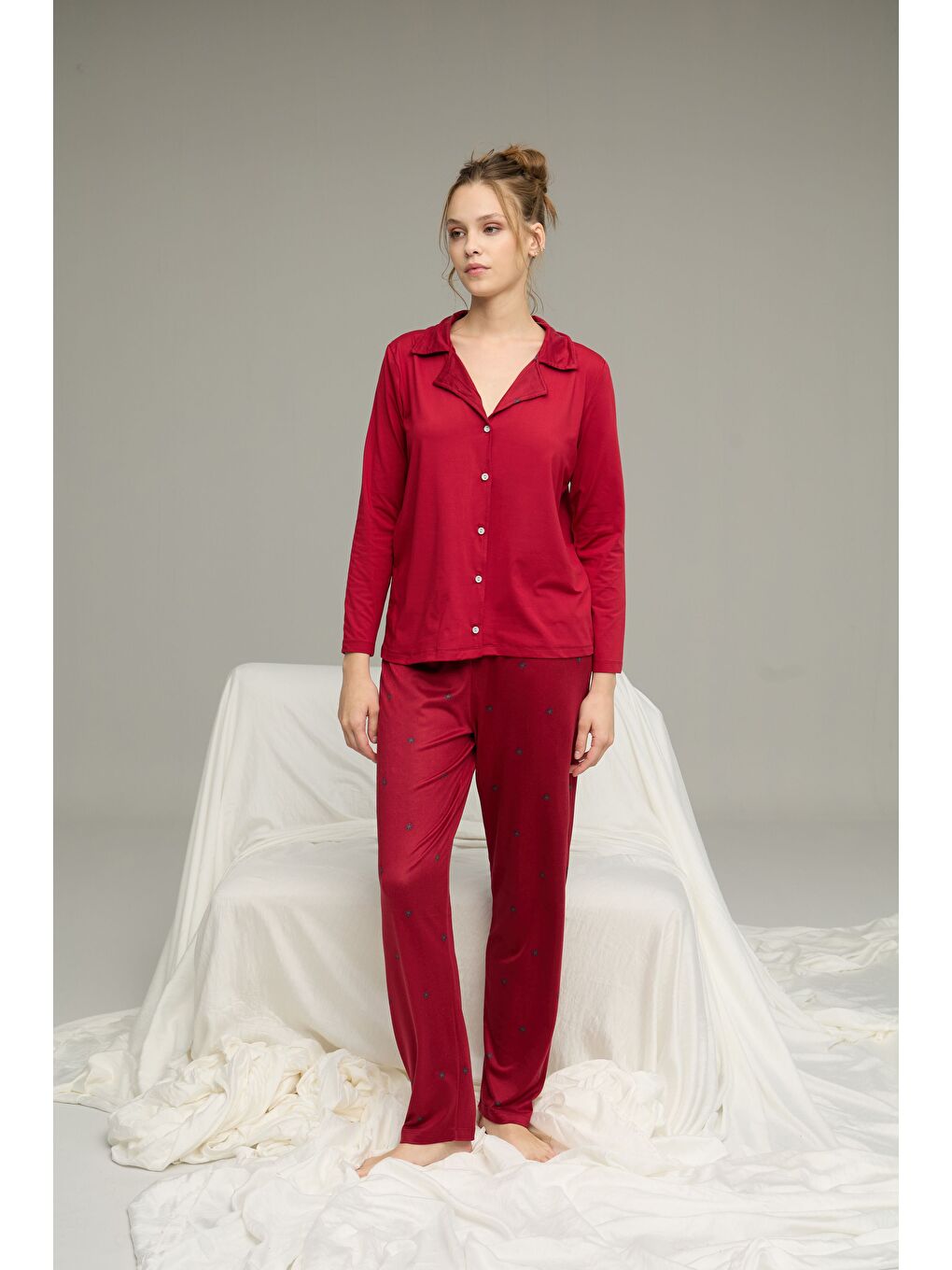 Bordo Yıldız Desenli Gömlek Yaka Düğmeli Milan Örme Pijama Takım25224030-1