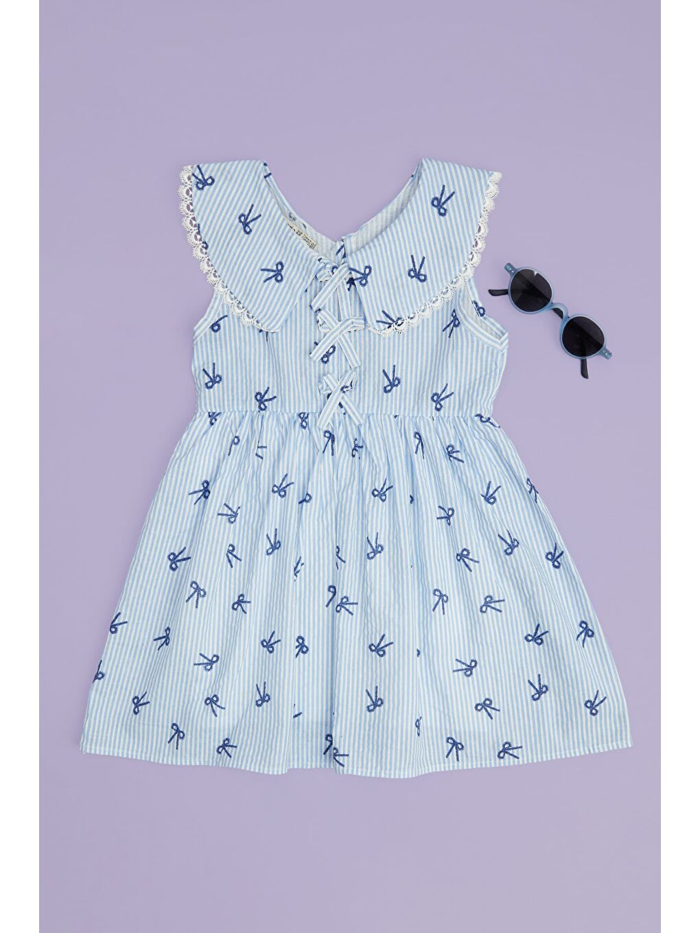 Mavi Fiyonklu Çizgili Dantelli Bebe Yaka Kız Çocuk Elbise
