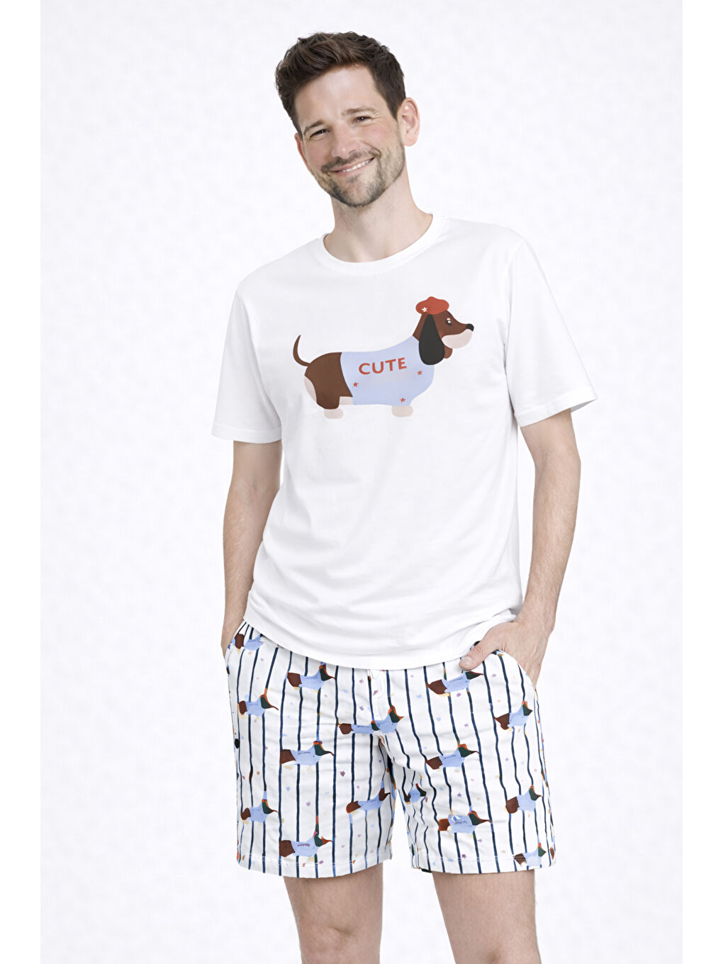 Beyaz Erkek Pamuklu Köpek Baskılı Cepli Şort Pijama Takımı