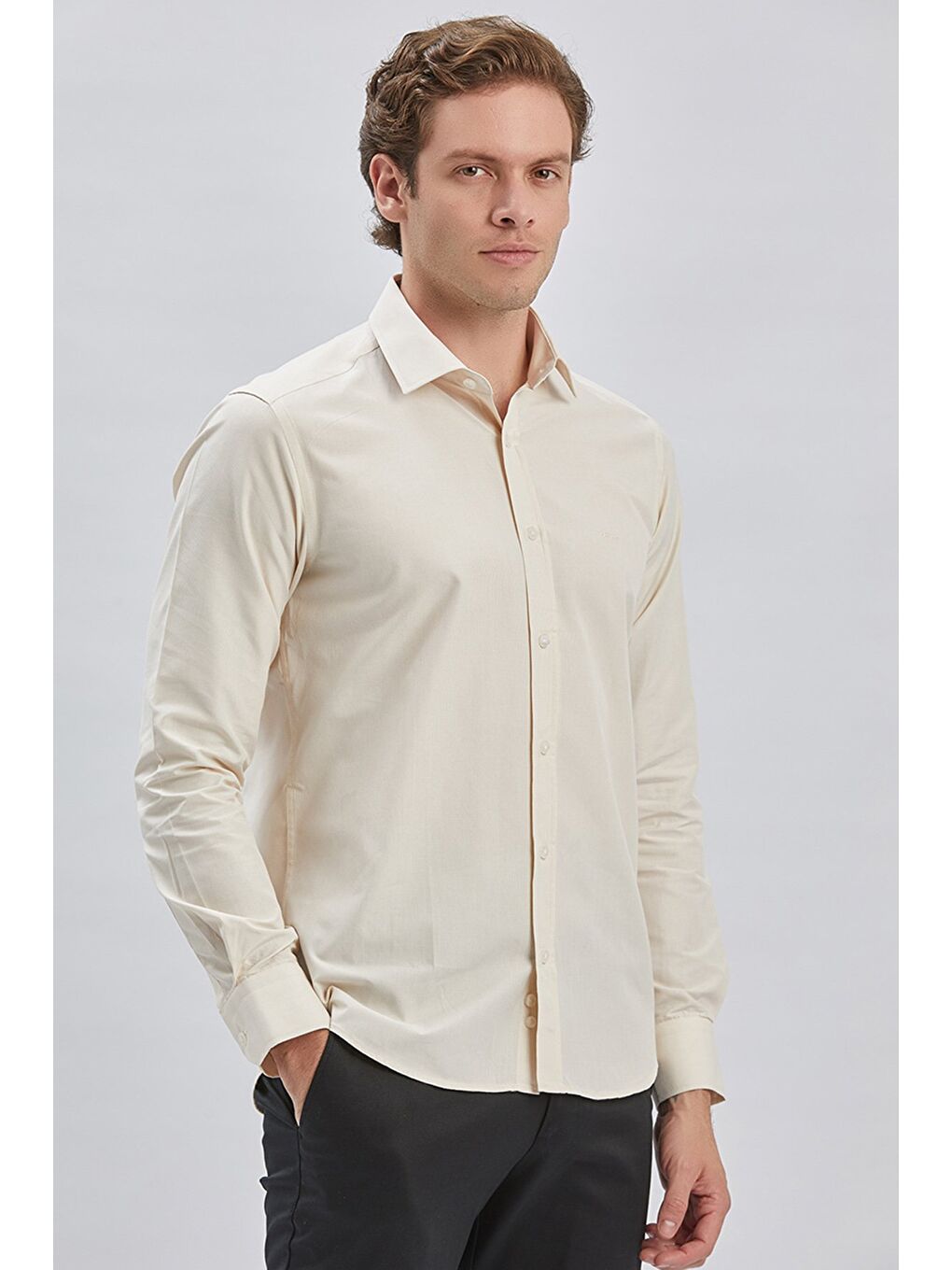 Bej Uzun Kollu Bez Ayağı Sert Yaka Cepsiz Pamuklu Klasik Slim Fit Dar Kesim Gömlek 1004240230-2