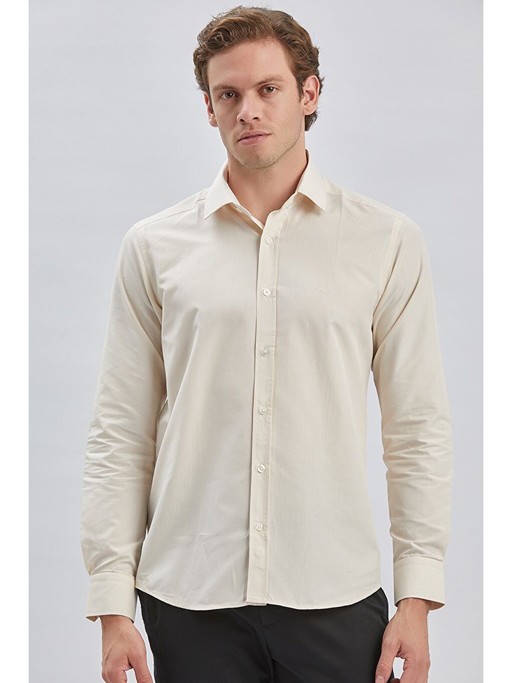 Bej Uzun Kollu Bez Ayağı Sert Yaka Cepsiz Pamuklu Klasik Slim Fit Dar Kesim Gömlek 1004240230-3