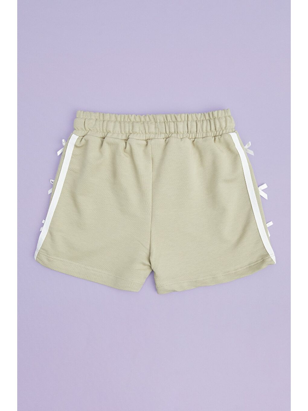 Yeşil Beli Lastikli Fiyonklu Kız Çocuk Şort-1