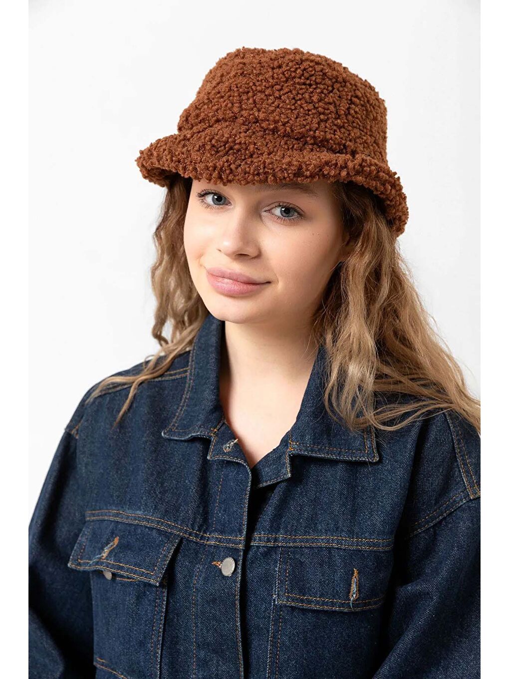 Kadın Kıvırcık Pelüş Bucket Şapka RKŞ 10 Kahverengi-1