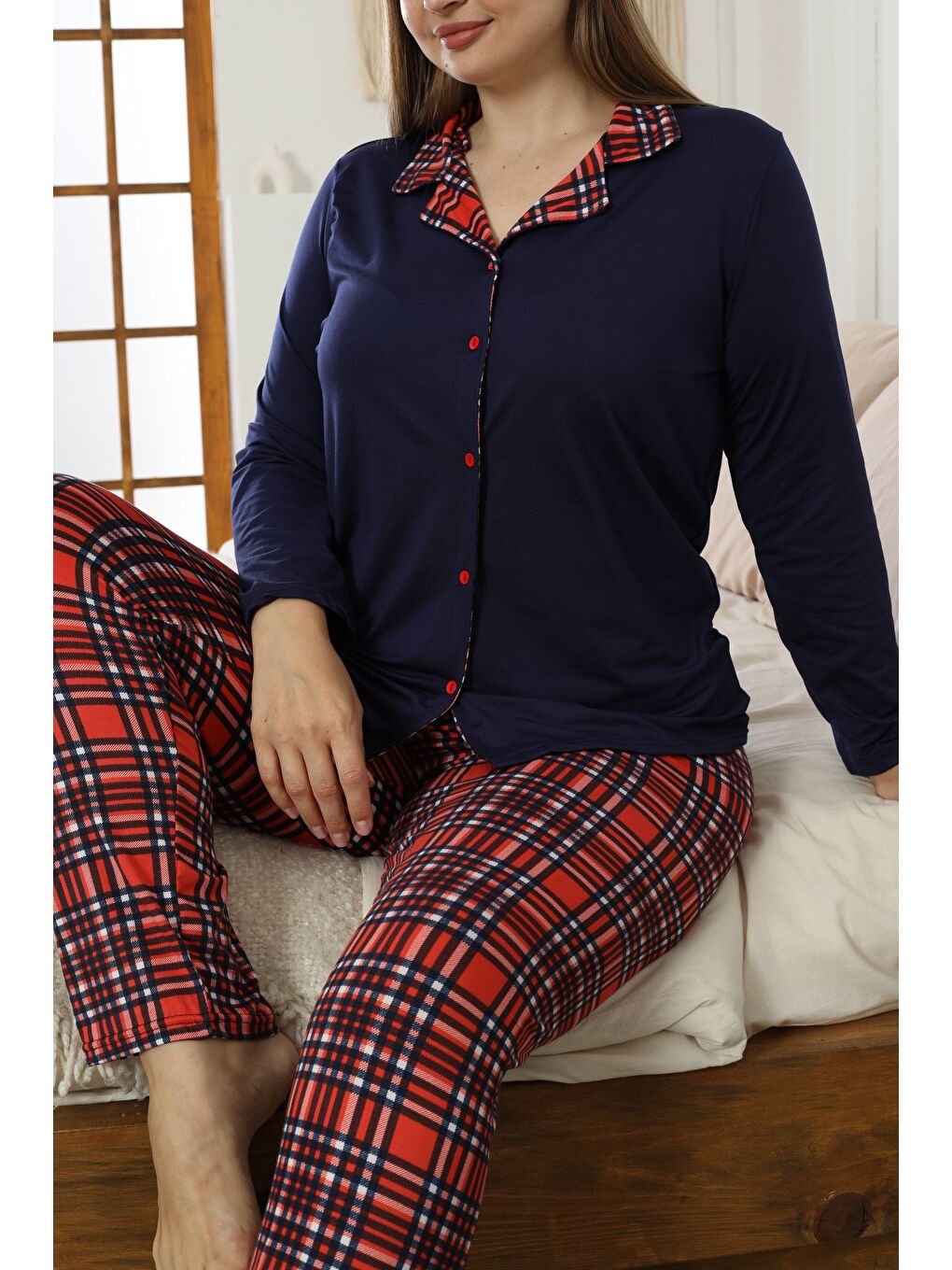 Lacivert Desenli Büyük Beden Battal Boy Gömlek Yaka Düğmeli Milan Örme Pijama Takım25224308