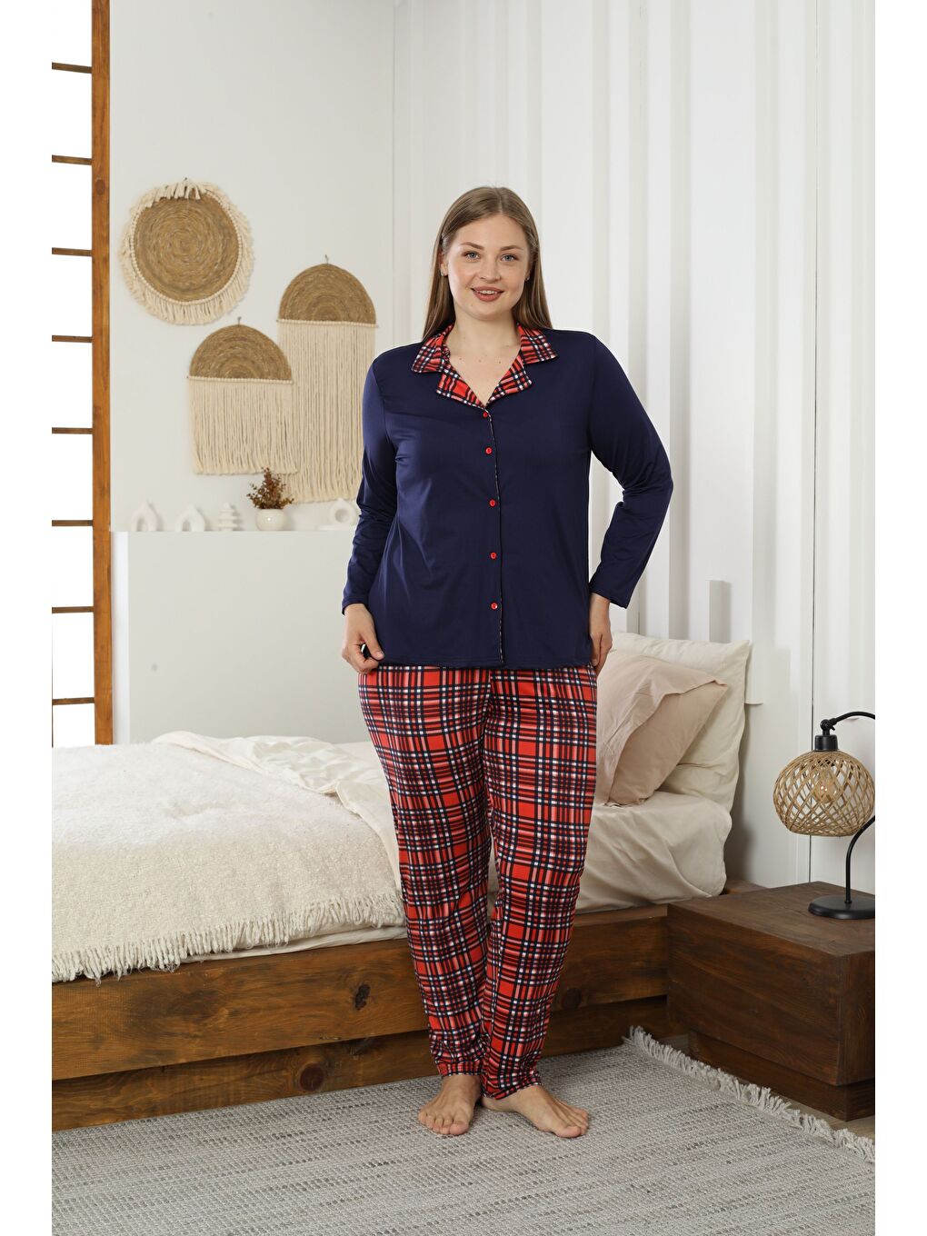 Lacivert Desenli Büyük Beden Battal Boy Gömlek Yaka Düğmeli Milan Örme Pijama Takım25224308-1