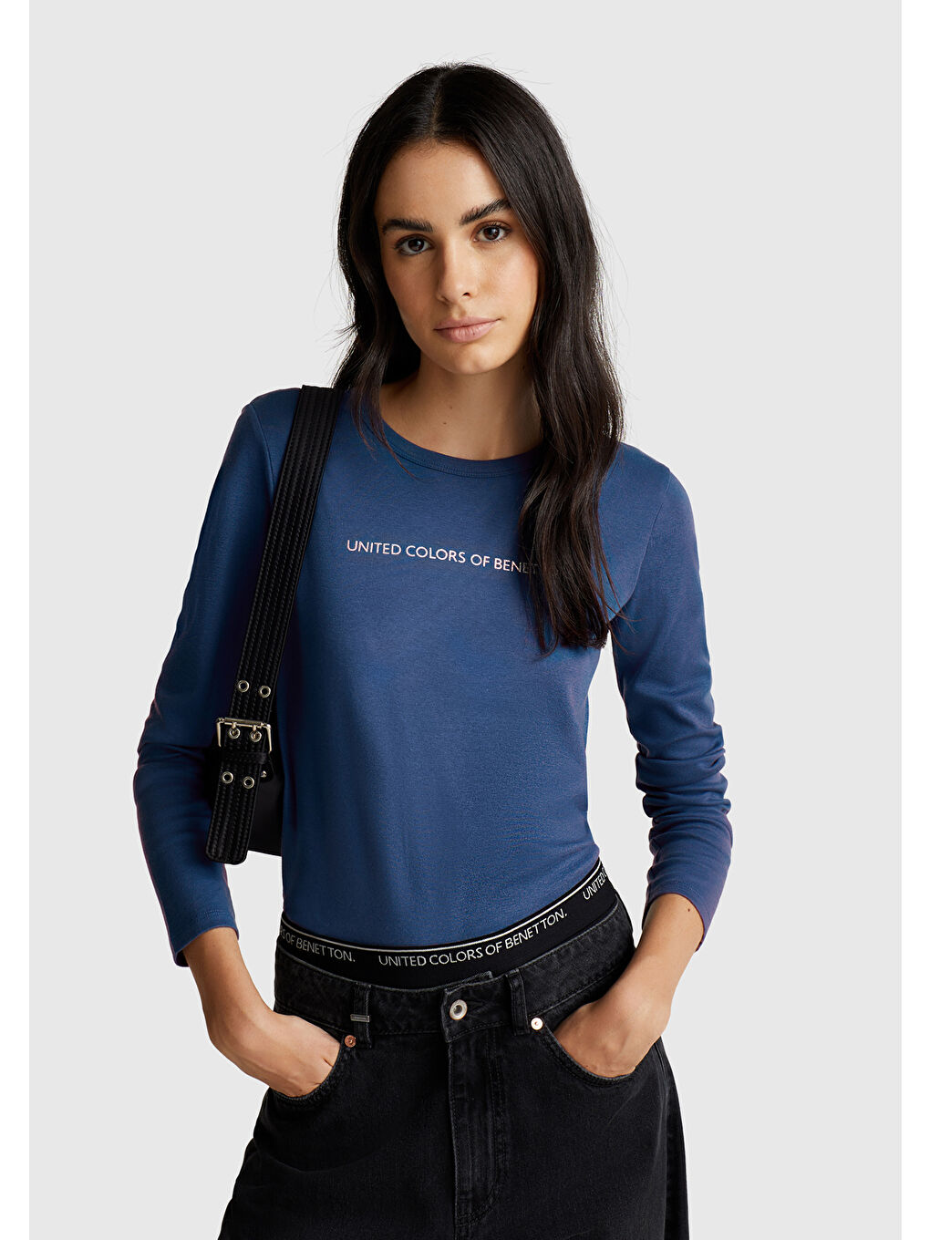 Kadın İndigo Mavisi %100 Pamuk Bisiklet Yaka Benetton Yazılı Uzun Kollu T-Shirt