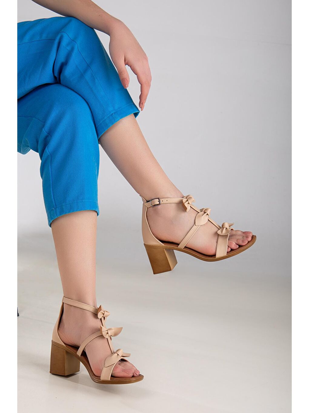 Bej D1702 Kadın   Klasik Topuklu Ayakkabı
