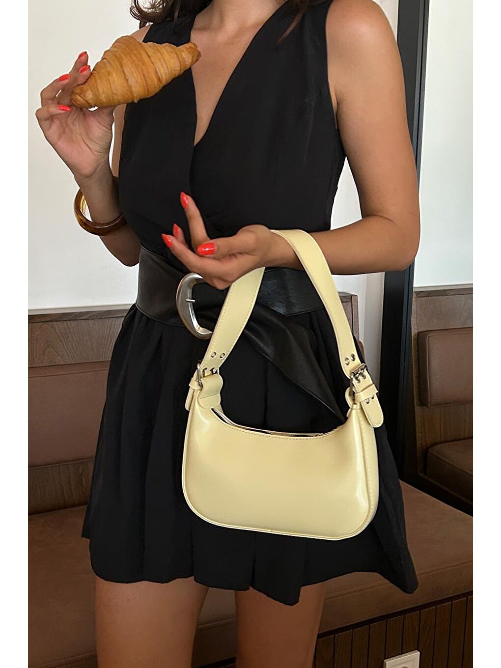 Muse Oval Baget Çanta Sarı-6