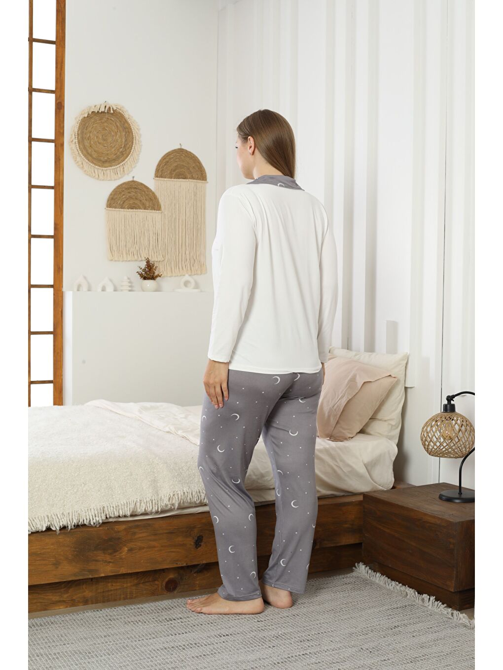 Ekru Desenli Büyük Beden Battal Boy Gömlek Yaka Düğmeli Milan Örme Pijama Takım25224312-2