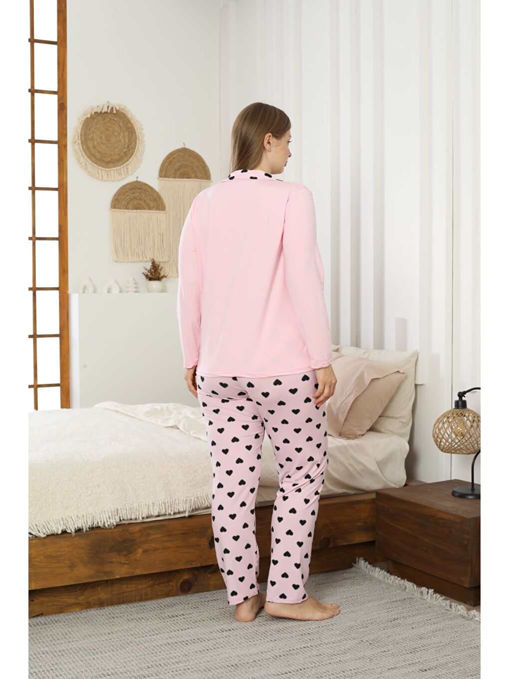 Pembe Desenli Büyük Beden Battal Boy Gömlek Yaka Düğmeli Milan Örme Pijama Takım25224313-2