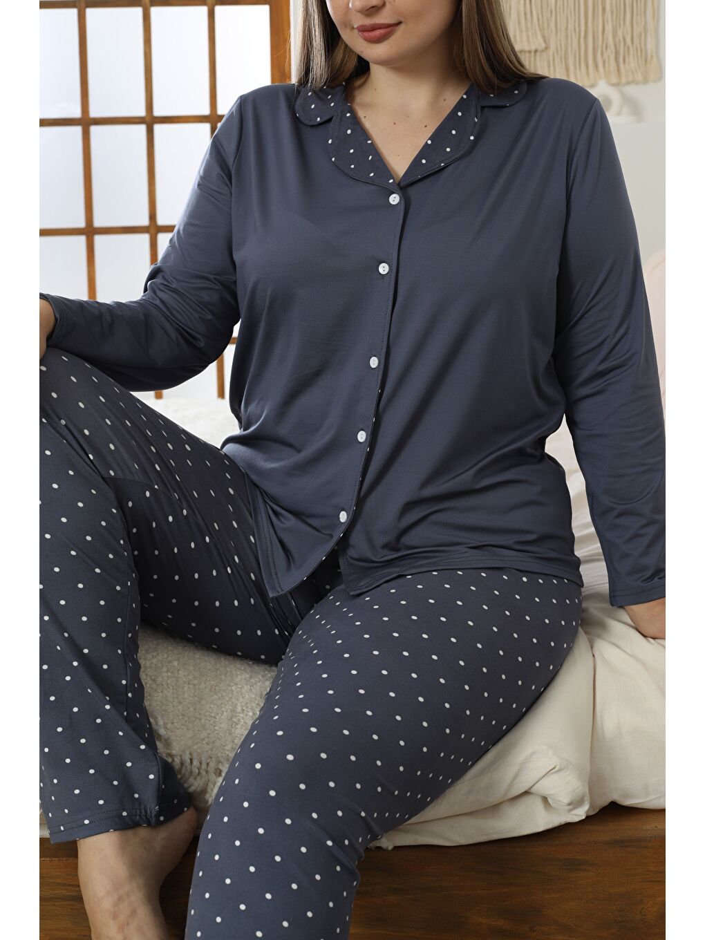 İndigo Desenli Büyük Beden Battal Boy Gömlek Yaka Düğmeli Milan Örme Pijama Takım25224314
