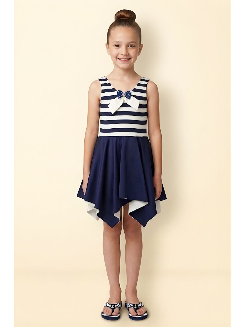 Lacivert Kız Çocuk Elbise Mayo-İç Mayolu ve Fiyonk Broşlu 3-12 Yaş 12597B