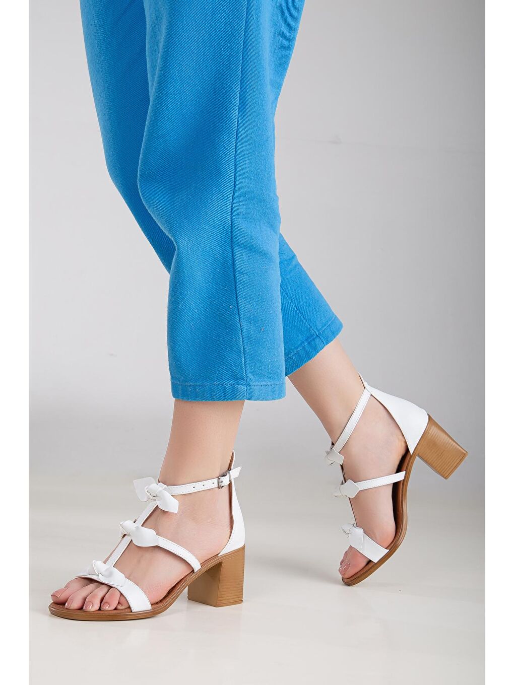 Beyaz D1702 Kadın   Klasik Topuklu Ayakkabı-2